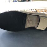 マノロブラニク　靴修理