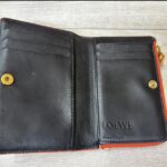 LOEWE財布ボタン修理