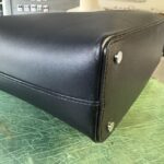 レザーバッグ色薄れ直し