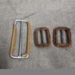 バーバーリートレンチコートレザーバックル剥がれ